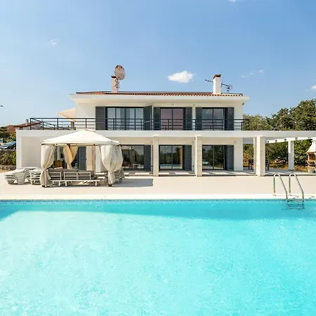 Pensionat Luxurious Retreat In Lousa Countryside Lagarteira