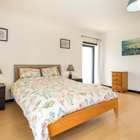 Luxurious Retreat In Lousa Countryside Lagarteira