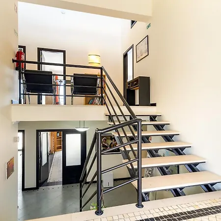 Luxurious Retreat In Lousa Countryside Pensionat